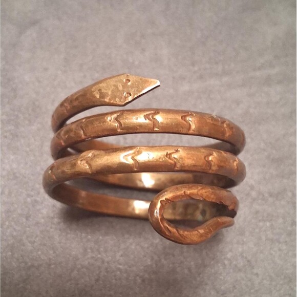 Brass Snake Napkin Ring Coiled Wraparound Style - Picture 1 of 6